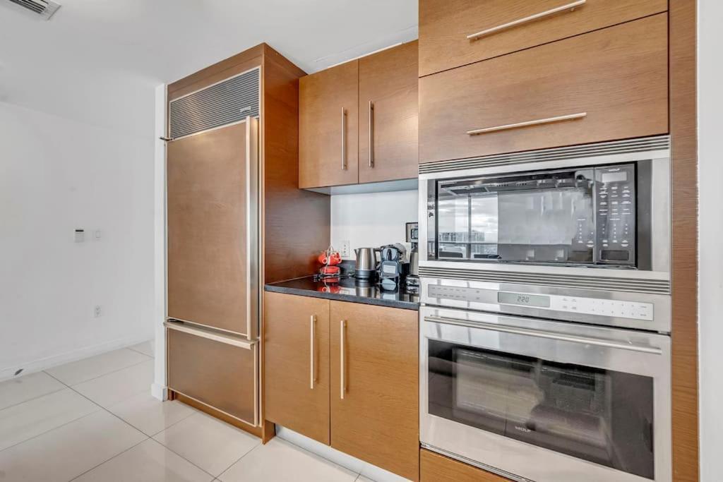 Luxury 1Br Condo W Icon Brickell-Freespa Miami Luaran gambar