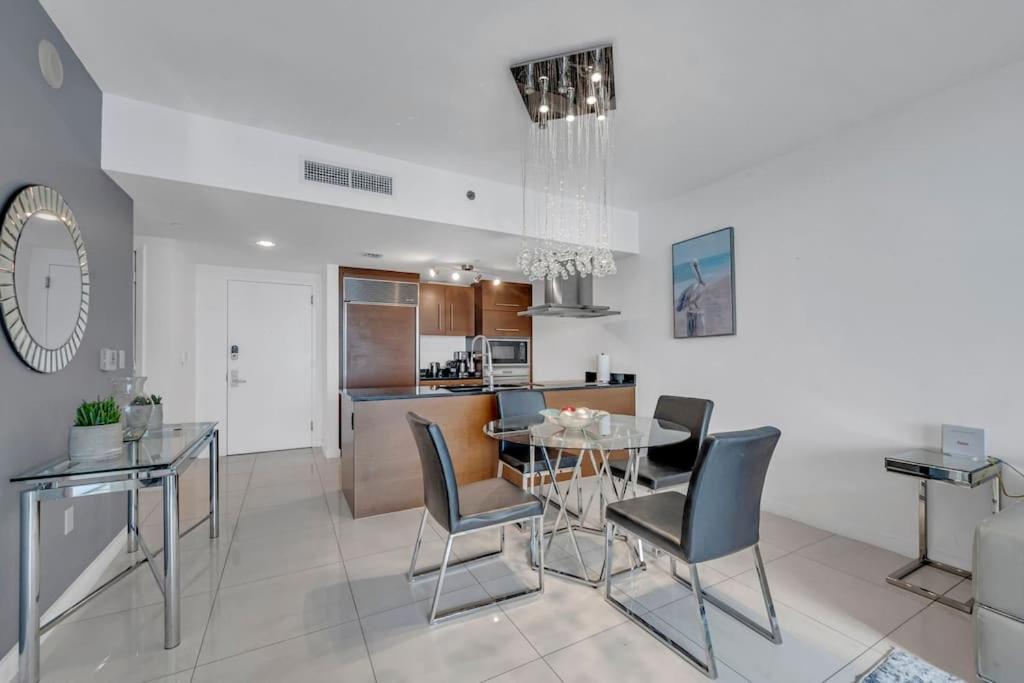 Luxury 1Br Condo W Icon Brickell-Freespa Miami Luaran gambar